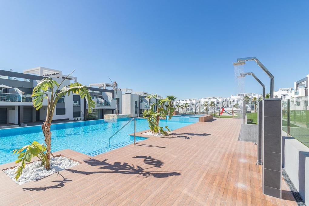 Calle Bullas Topfloor Lejlighed Torrevieja Exteriör bild