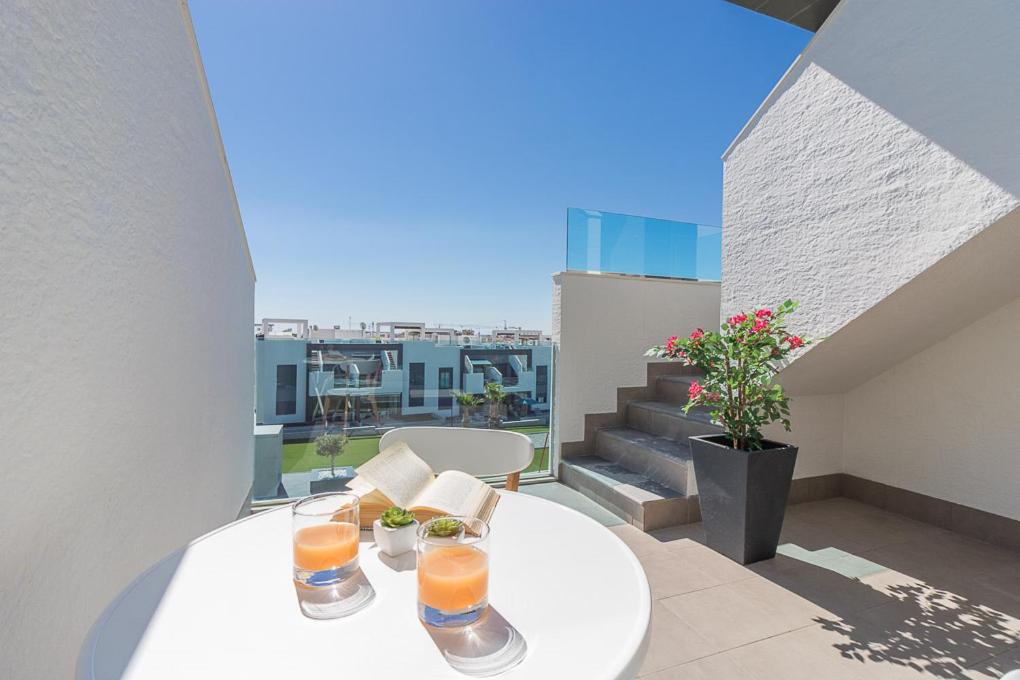 Calle Bullas Topfloor Lejlighed Torrevieja Exteriör bild